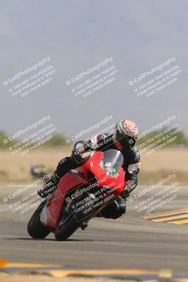 media/Sep-30-2023-SoCal Trackdays (Sat) [[636657bffb]]/Turn 15 (1120am)/